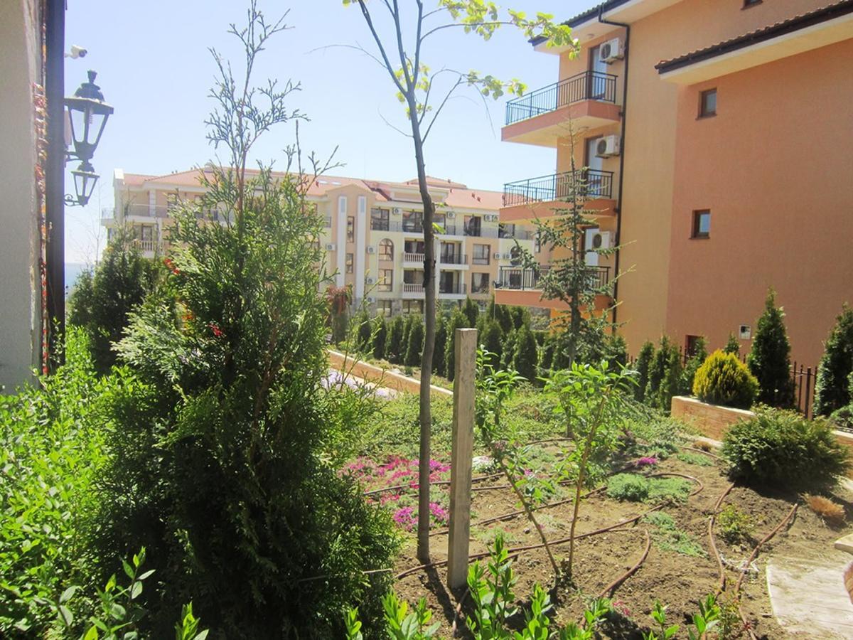 Aparthotel Artur Sveti Vlas Εξωτερικό φωτογραφία