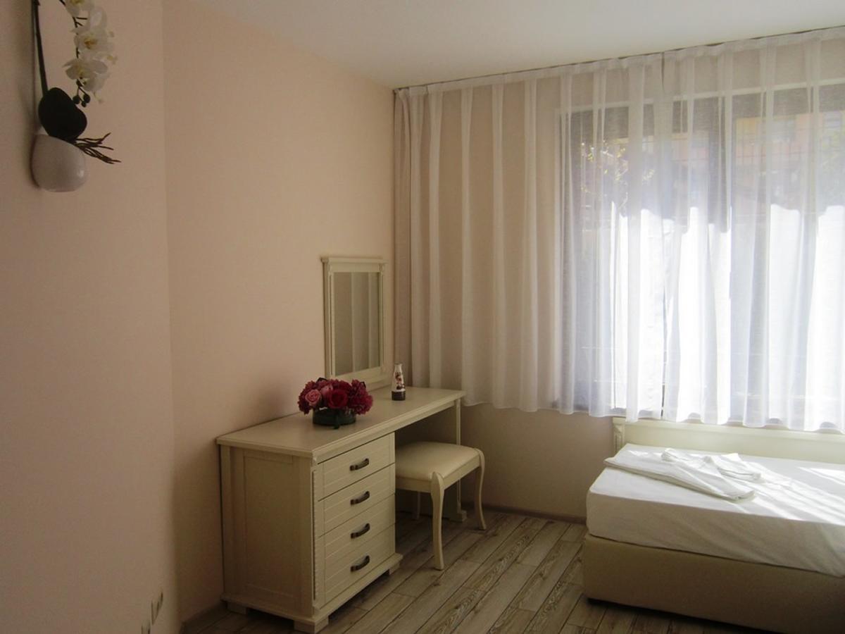 Aparthotel Artur Sveti Vlas Εξωτερικό φωτογραφία